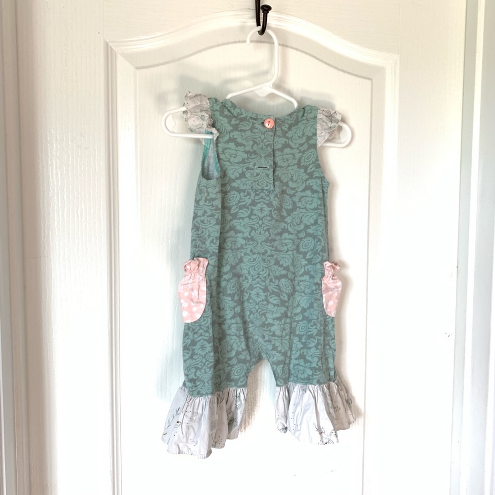 Ricrac & Ruffles romper - Picture 3 of 3